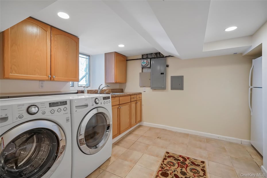 425 Washington Avenue Photo 24