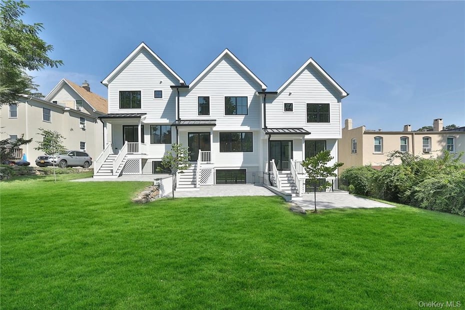 40 Devoe Street  #B Photo 2