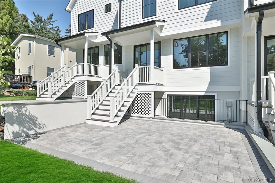 40 Devoe Street  #B Photo 25