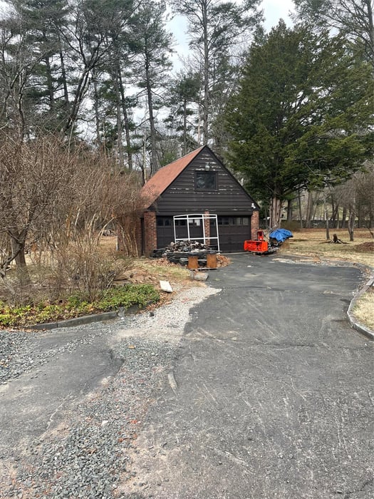 523 N Midland Avenue Photo 7