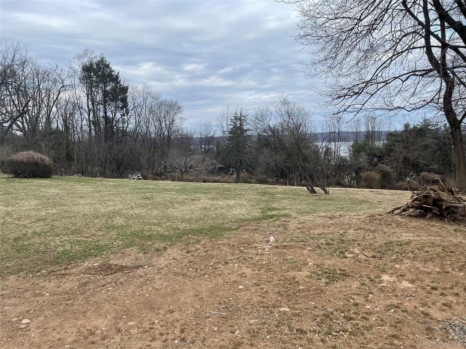 523 N Midland Avenue Photo 21