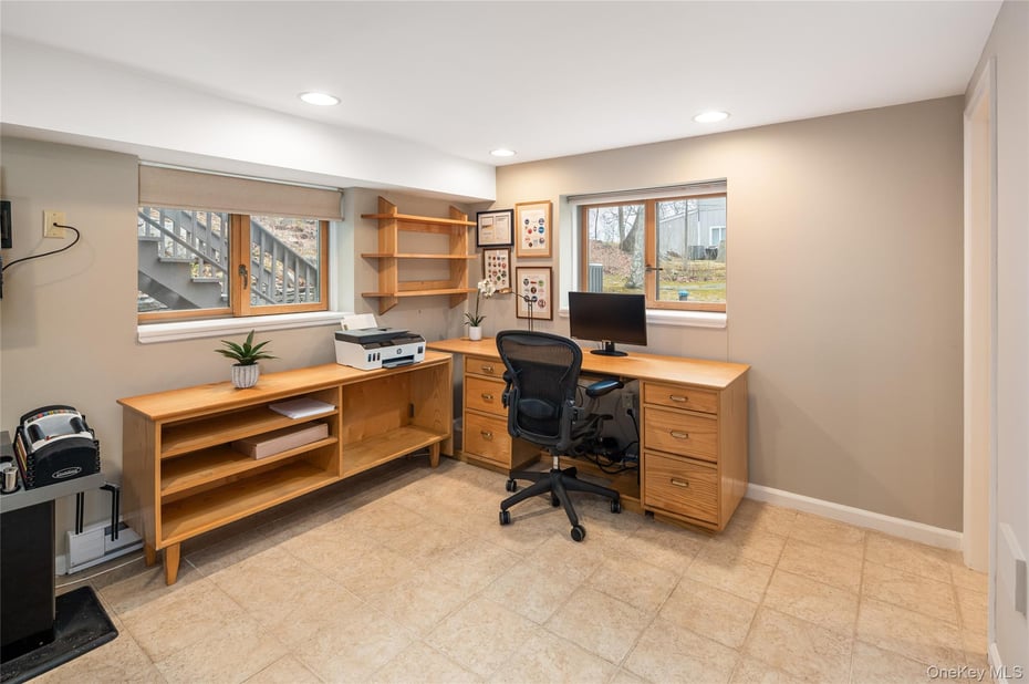 46 Oregon Road Photo 24