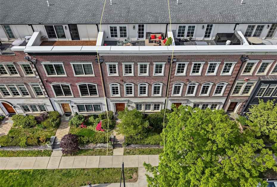 153 W Main Street Photo 3