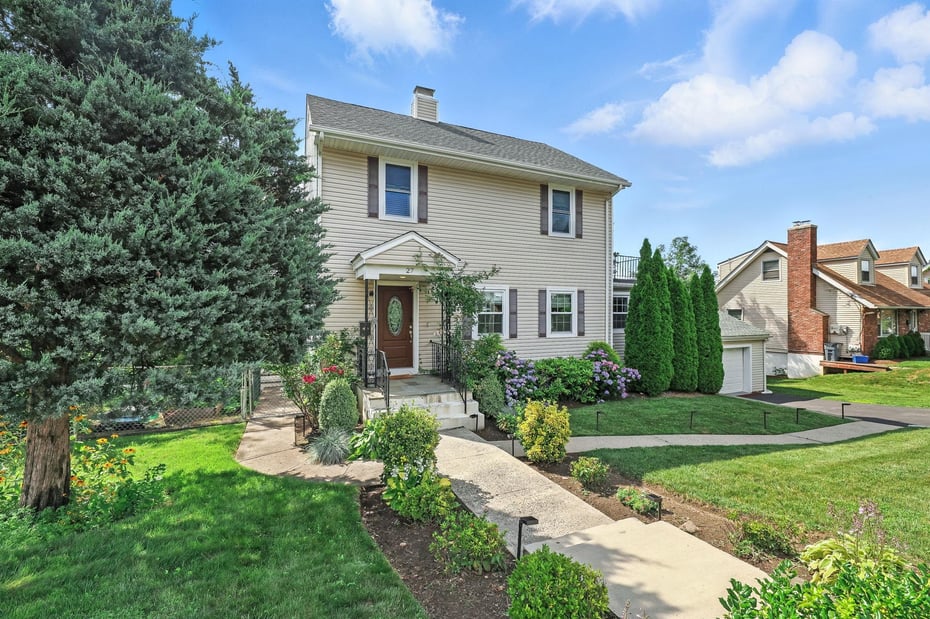 27 S Goodwin Avenue Photo 33