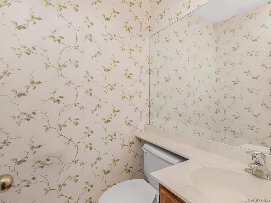 75 Colby Lane Photo 8