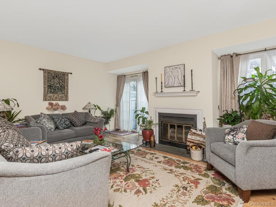 75 Colby Lane Photo 9