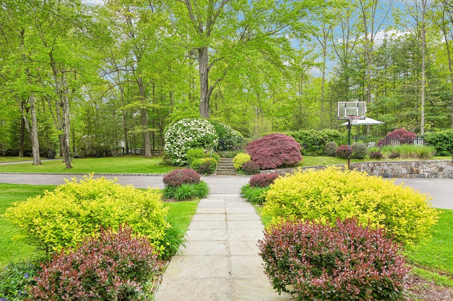 27 Cat Ridge Road Photo 12