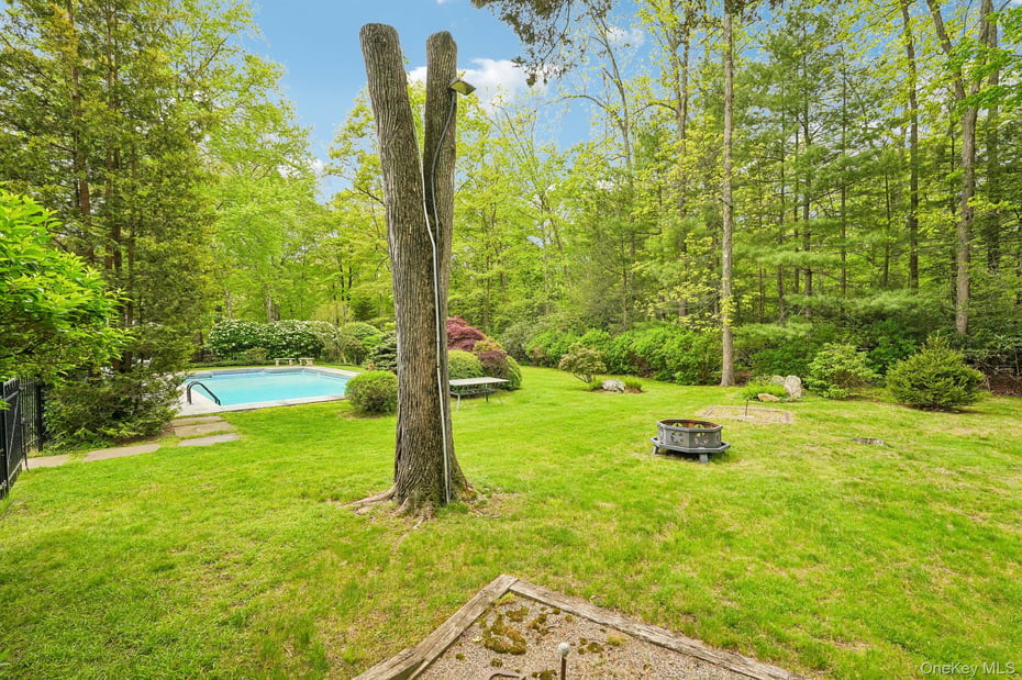 27 Cat Ridge Road Photo 9