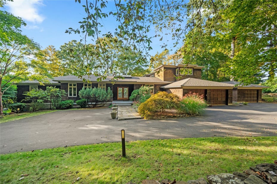 1 Gifford Lake Drive Photo 1