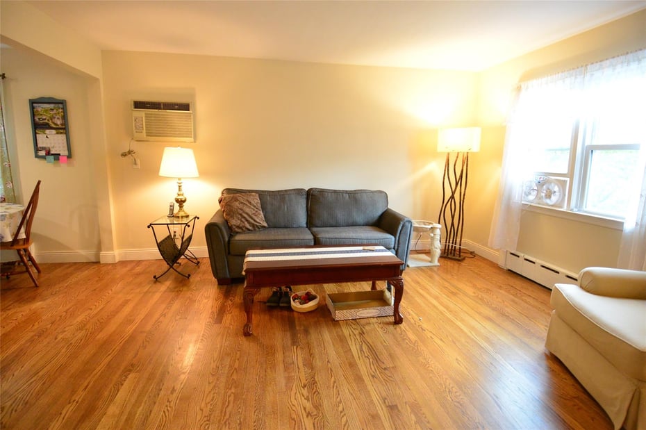 20 Oak Avenue Photo 13