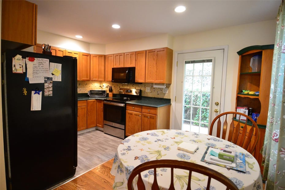 20 Oak Avenue Photo 7