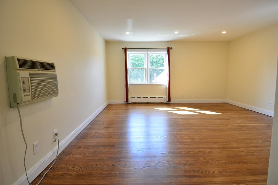 20 Oak Avenue Photo 28