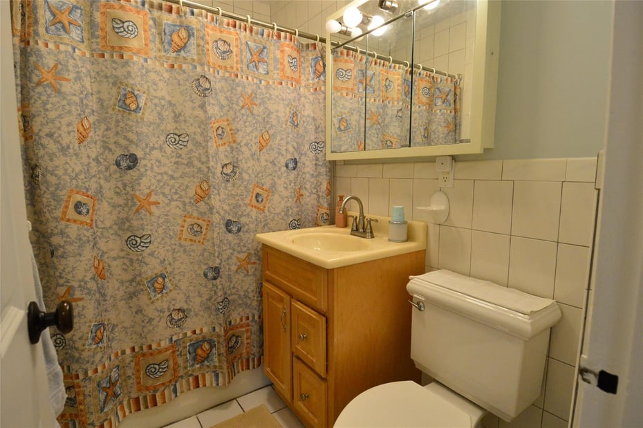 20 Oak Avenue Photo 16