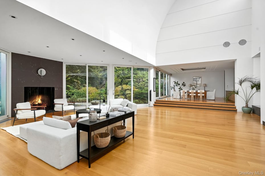 20 Bessel Lane Photo 7