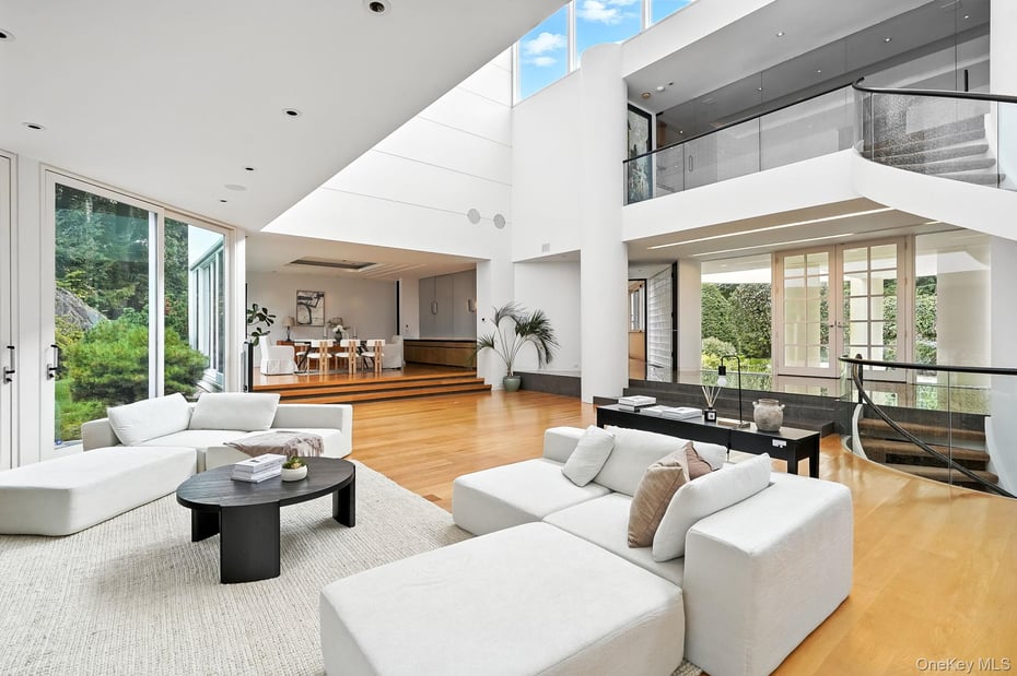 20 Bessel Lane Photo 8