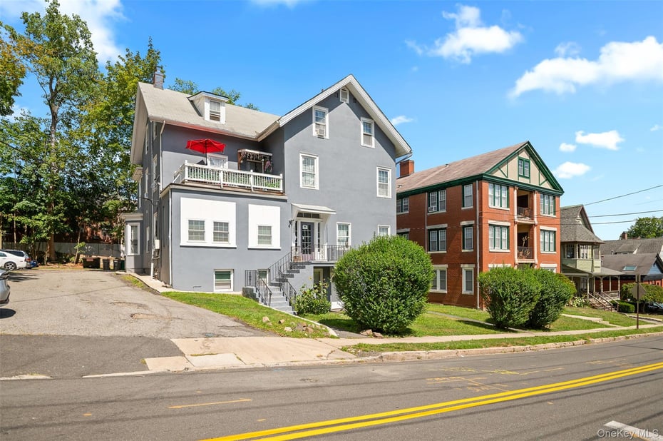 128 High Avenue Photo 3