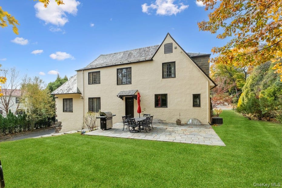 75 Fenimore Road Photo 19