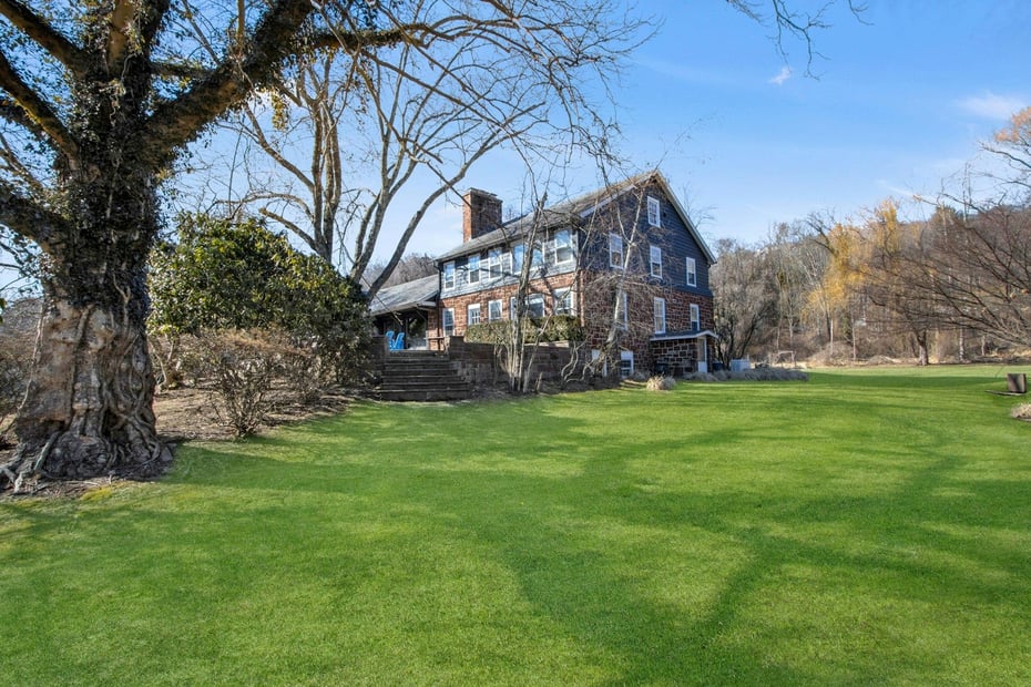 374 S Mountain Road Photo 42