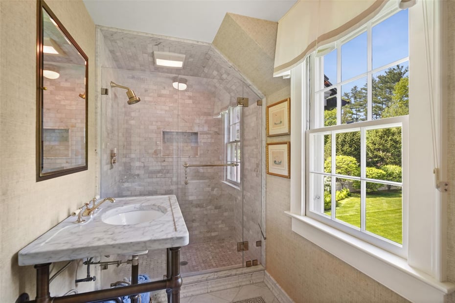 49 Mead Street Photo 17