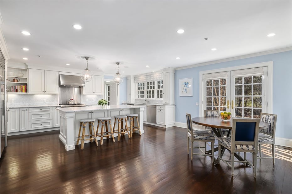 19 Beverly Road Photo 8