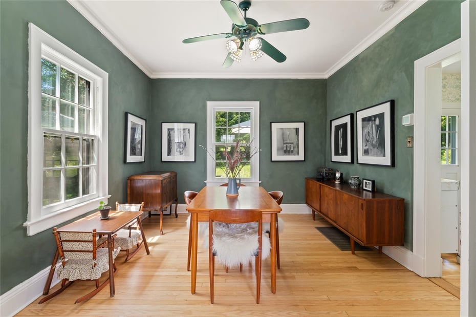 105 James Street Photo 6