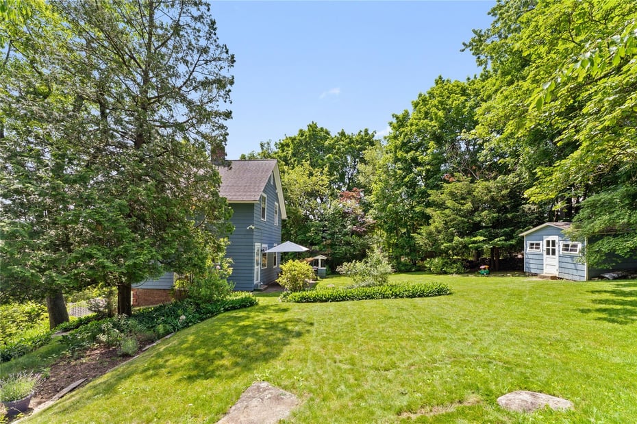 105 James Street Photo 19