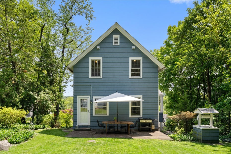 105 James Street Photo 16