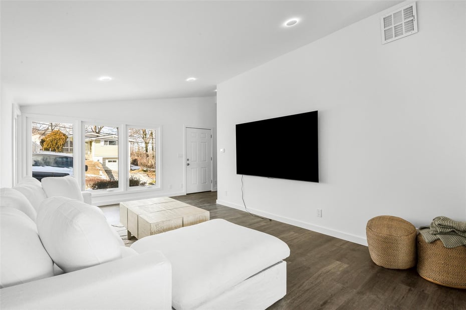 9 Chester Avenue Photo 5