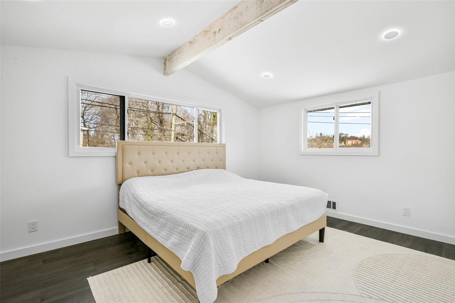 9 Chester Avenue Photo 10