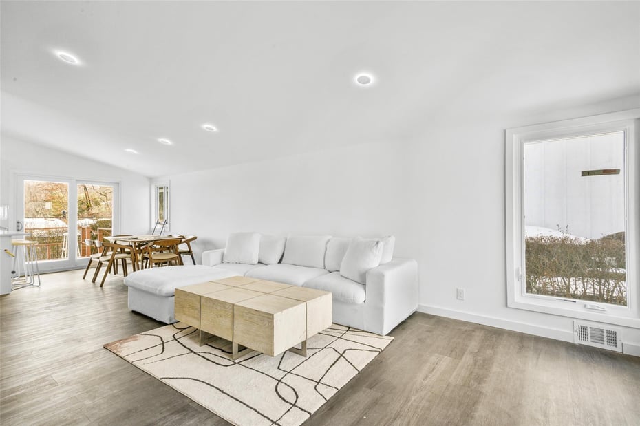 9 Chester Avenue Photo 4