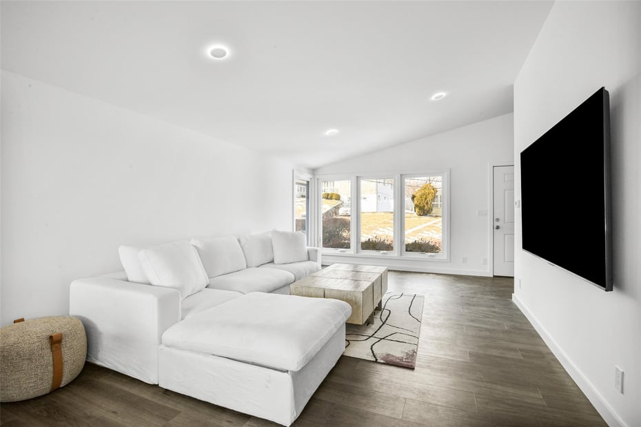 9 Chester Avenue Photo 3