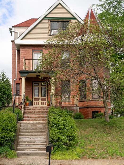 511 Grand Avenue Photo 1