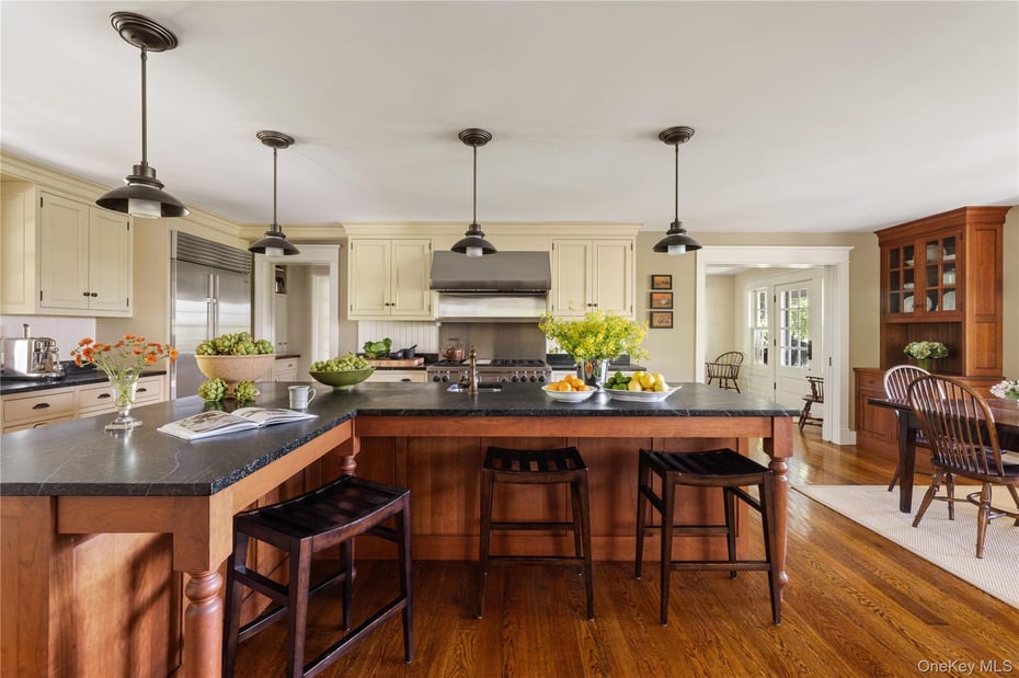 335 Dawson Road Photo 6