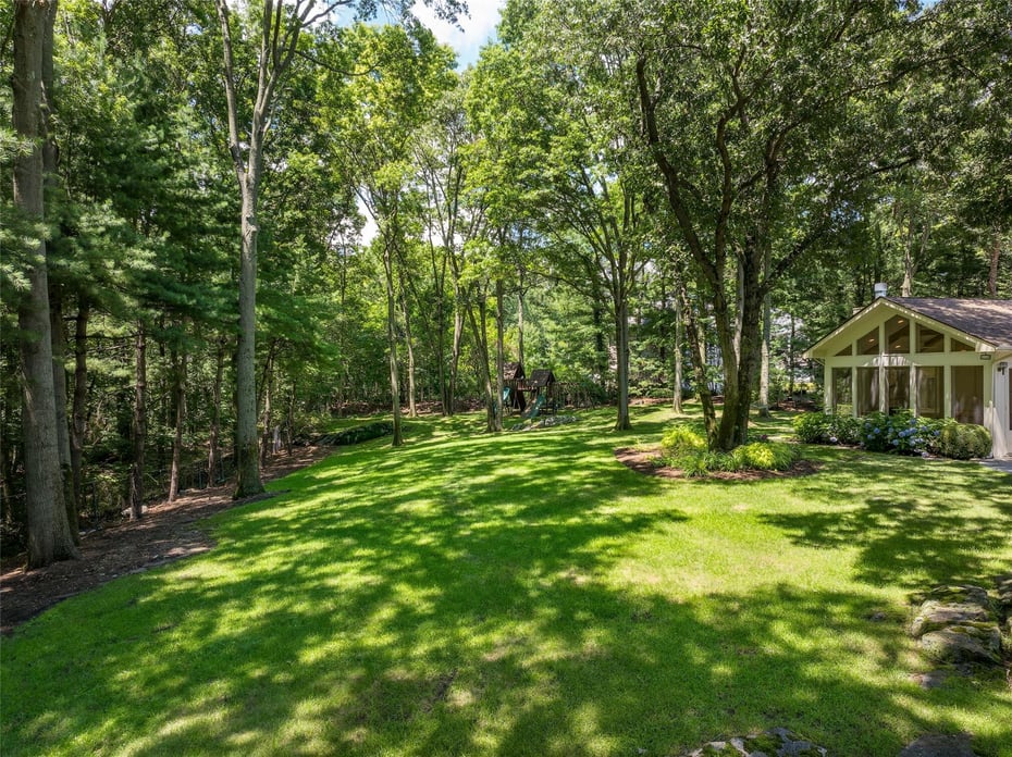 10 Old Woods Drive Photo 38