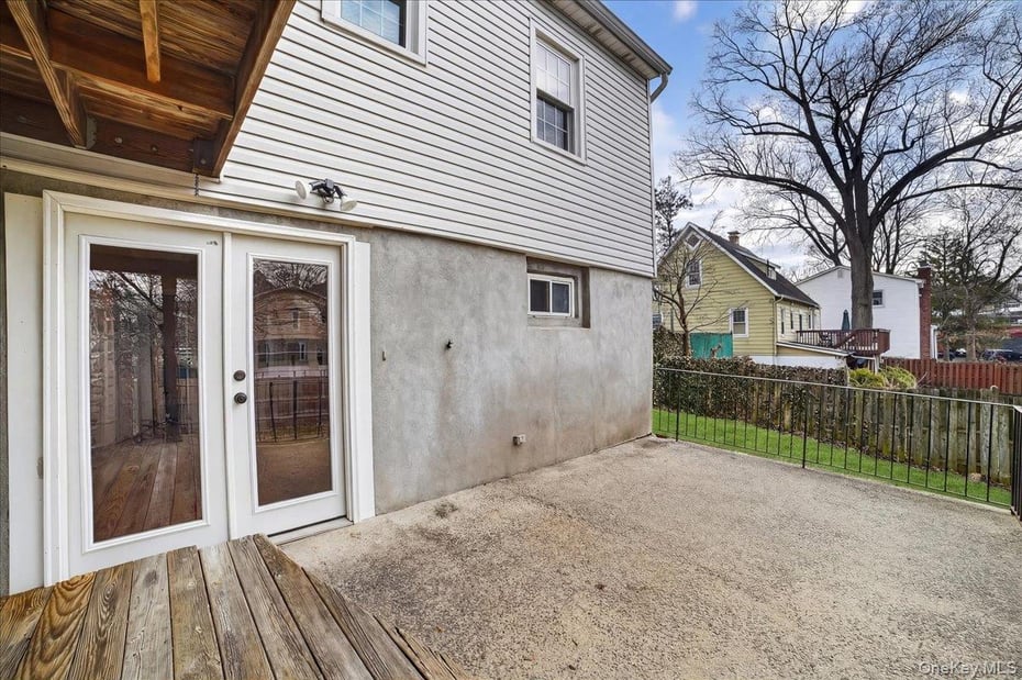 19 N French Avenue Photo 28