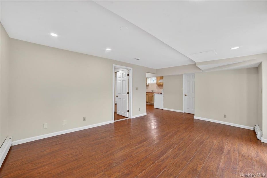 19 N French Avenue Photo 32