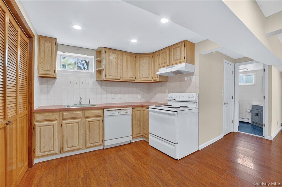 19 N French Avenue Photo 37