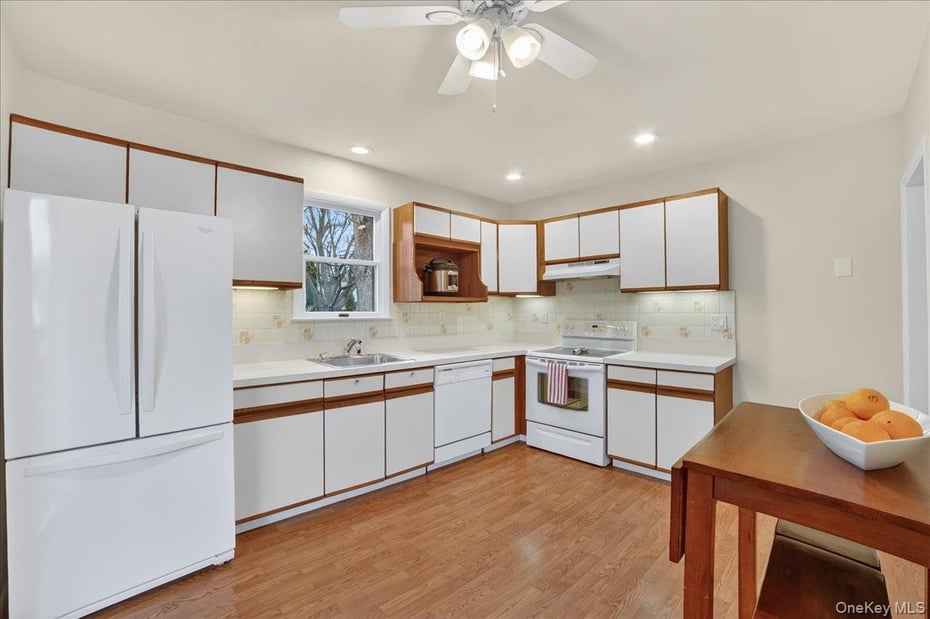 19 N French Avenue Photo 14