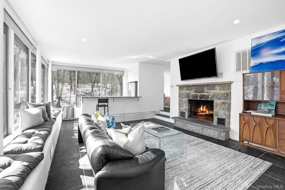 150 N Healy Avenue Photo 34