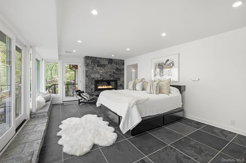 150 N Healy Avenue Photo 24