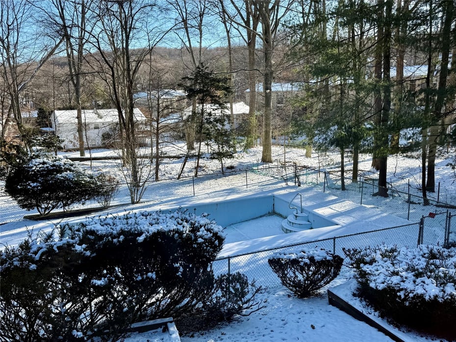 36 Forest Glen Road Photo 4