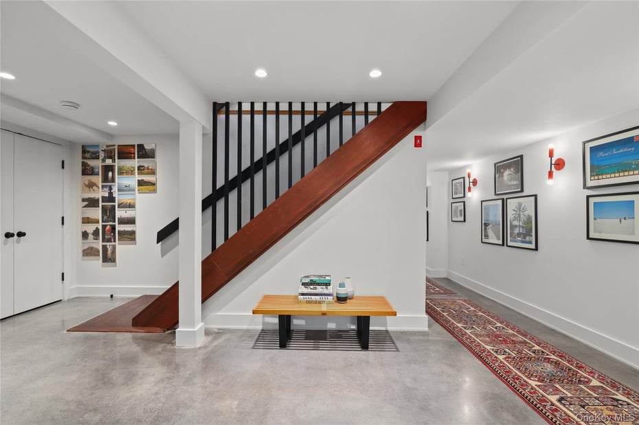 21 Black Spring Road Photo 29