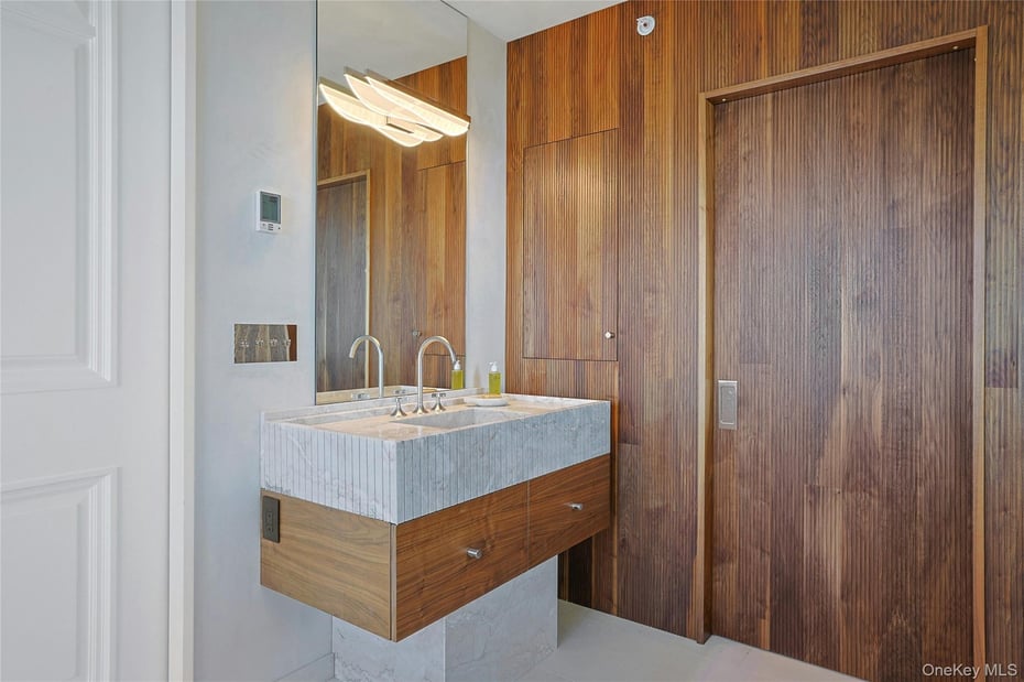 1 Washington Avenue Photo 30