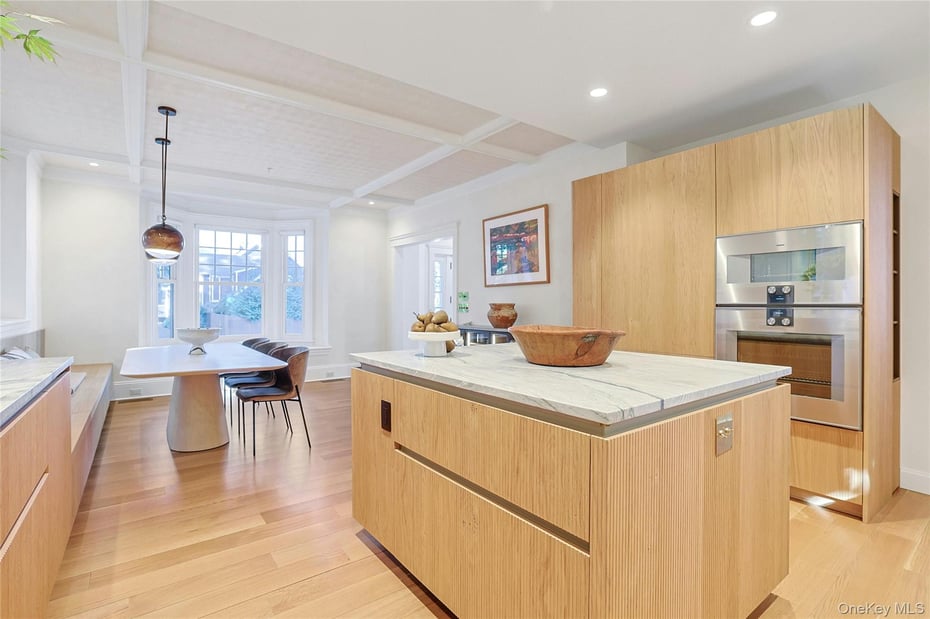 1 Washington Avenue Photo 16