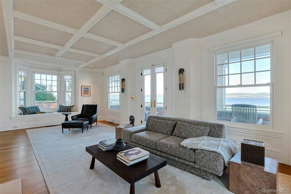 1 Washington Avenue Photo 7