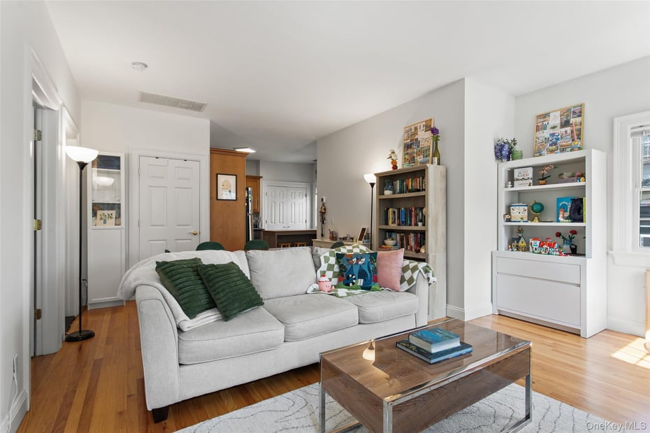 51 Wallace Street Photo 28