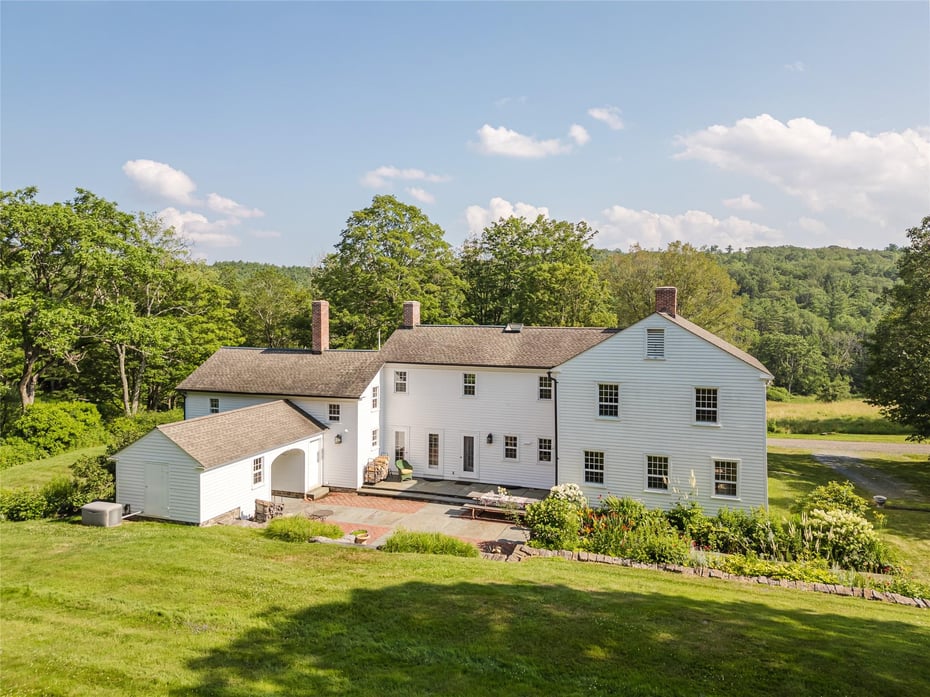 439 Kelly Road Photo 4