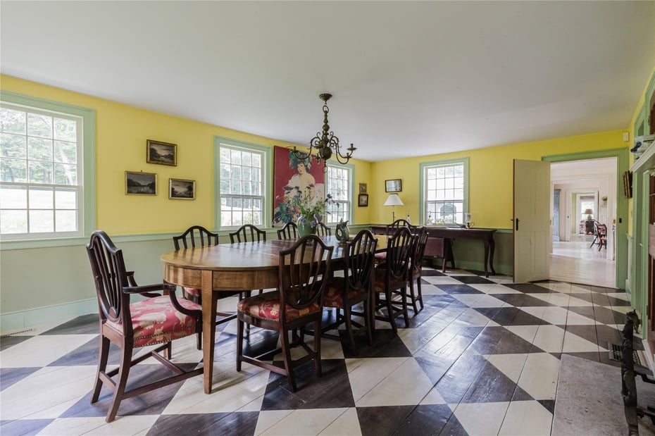 439 Kelly Road Photo 22