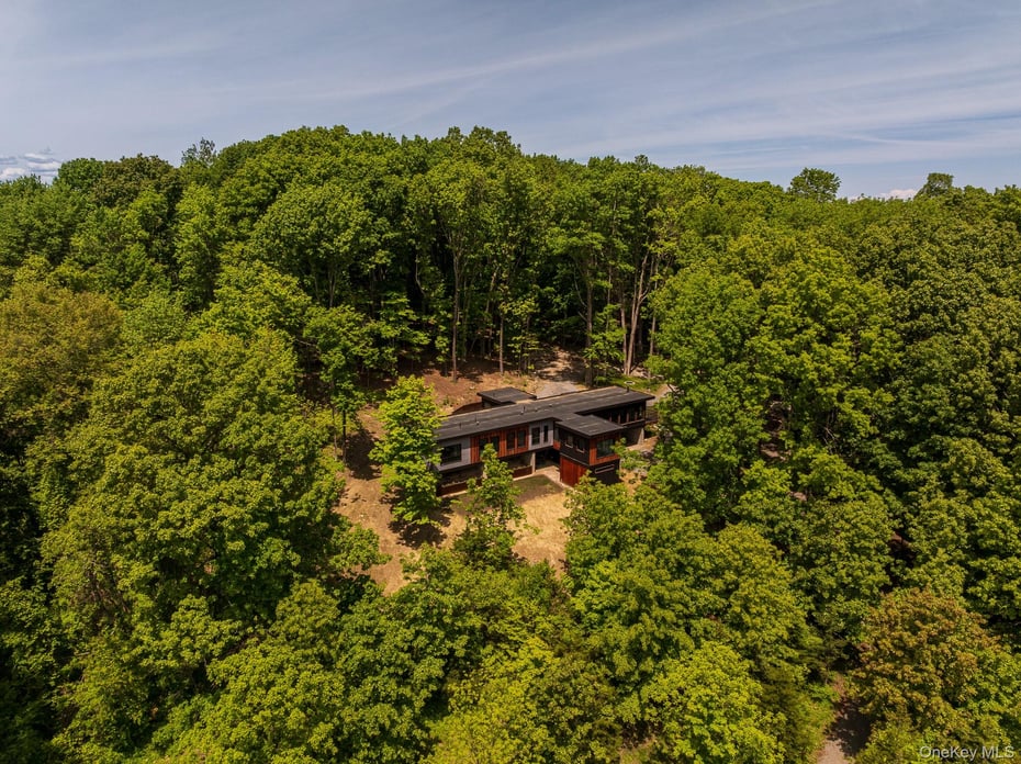 490 Old State Route 82 Photo 32