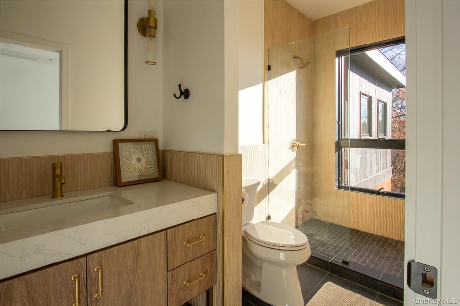 490 Old State Route 82 Photo 20